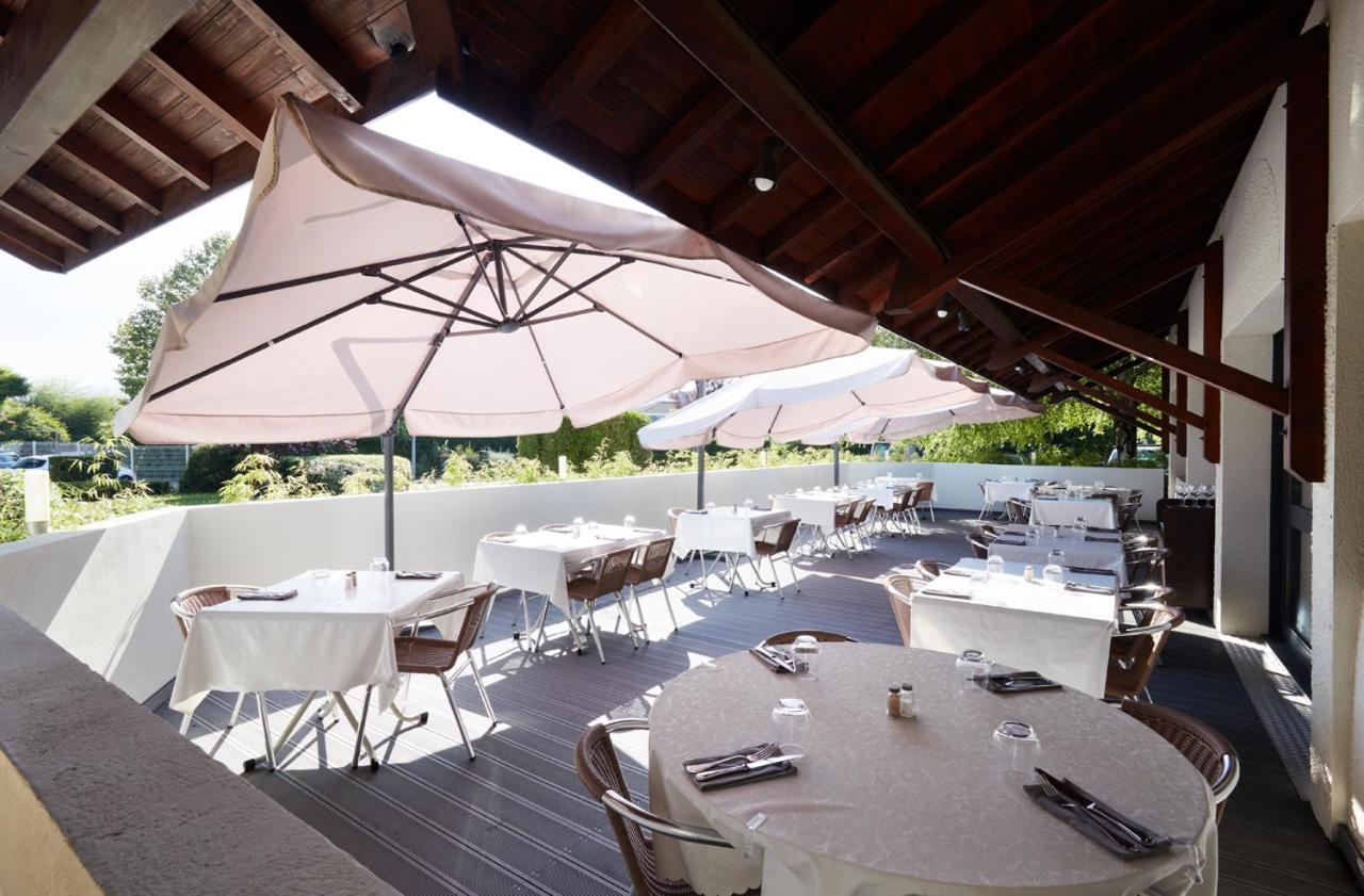 Logis Des Trois Massifs Hotel 3*
