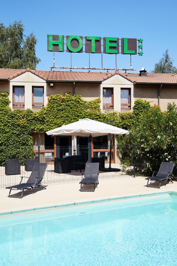 Hotel Logis Des Trois Massifs
