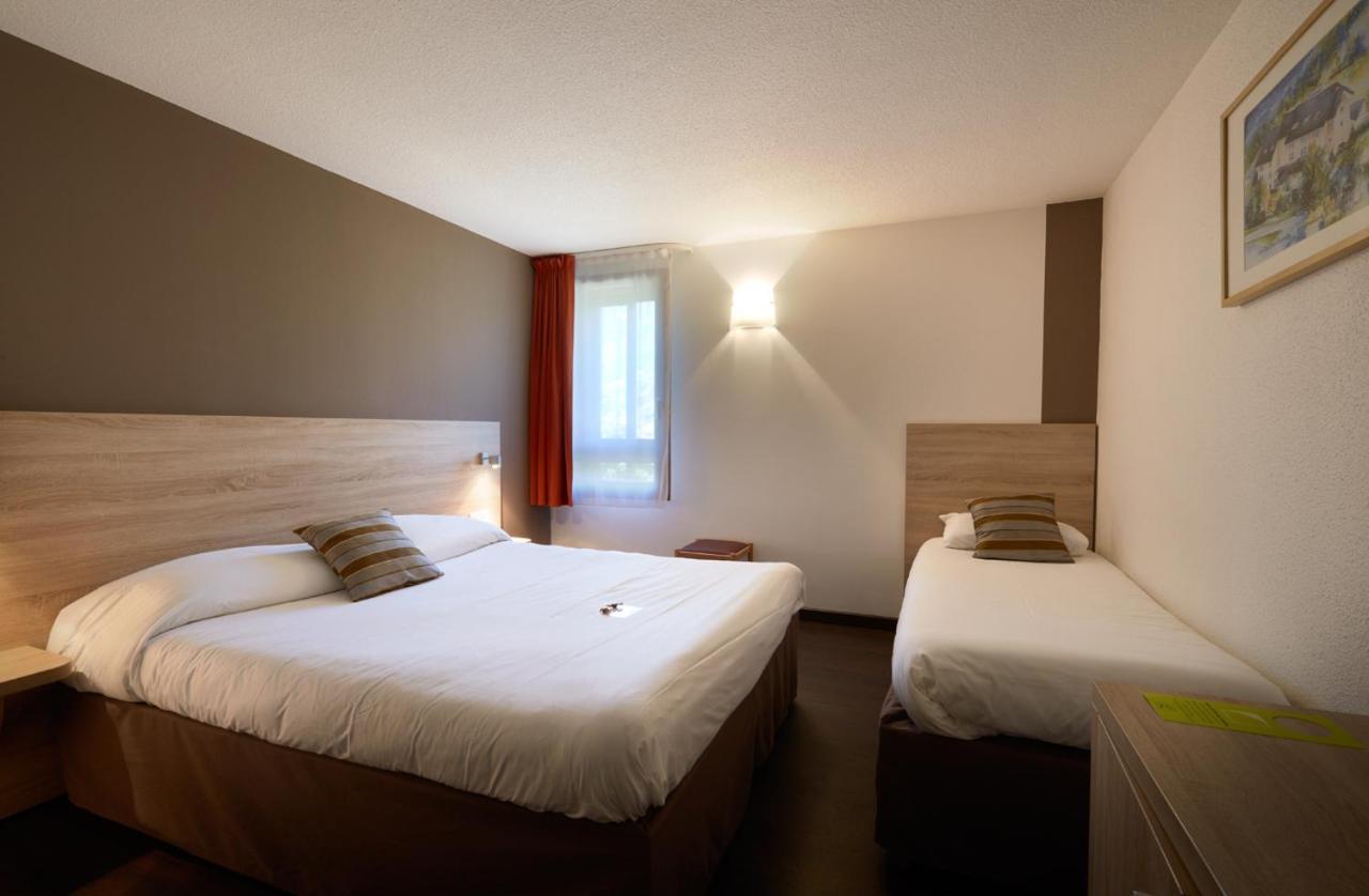 Hotel Logis Des Trois Massifs 3*