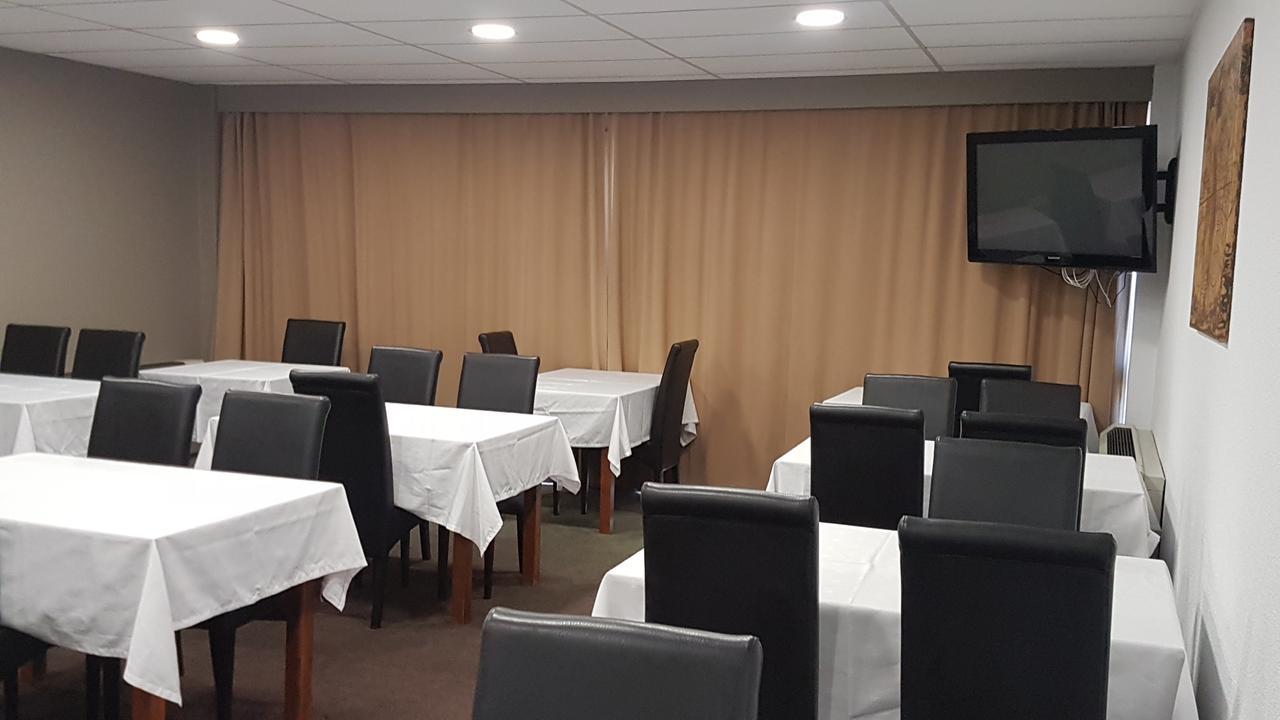 Logis Des Trois Massifs Hotel 3*