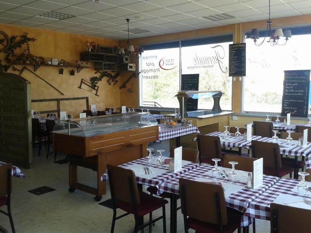 Logis Des Trois Massifs Hotel 3*