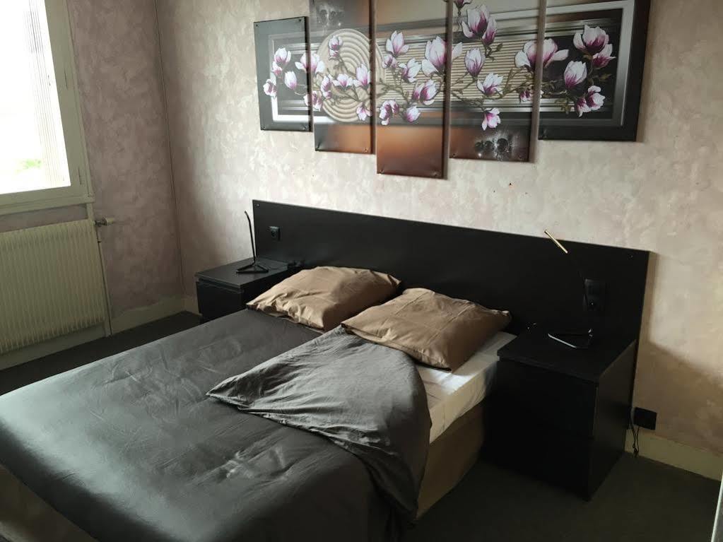 Logis Des Trois Massifs 3*
